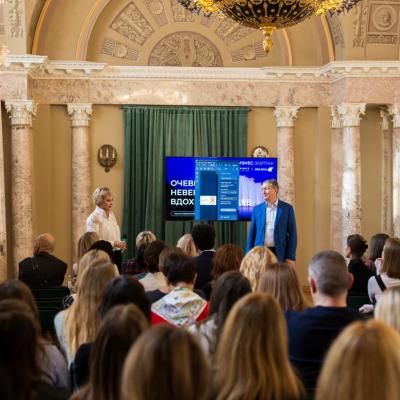 Компания MAXIMICE и Авиа Центр провели бизнес-завтрак в Музее современной истории России.